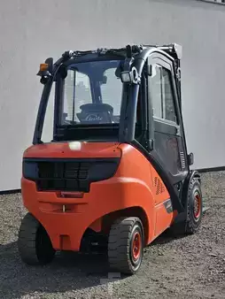 Wózki widłowe diesel 2017  Linde H30D-02 (10)