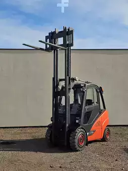 Wózki widłowe diesel 2017  Linde H30D-02 (4)