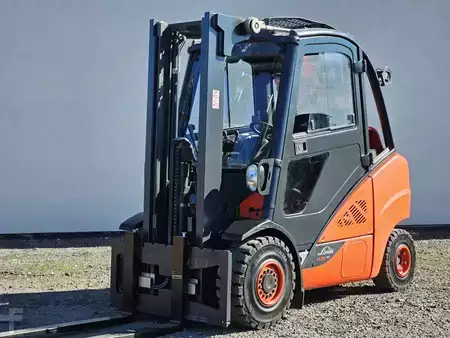 Wózki gazowe 2018  Linde H35T-02 (2)