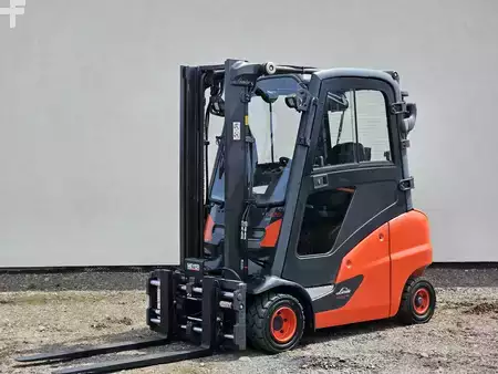LPG VZV 2018  Linde H20T-01 nur 2545h (2)