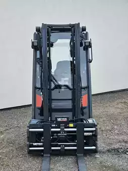 LPG VZV 2018  Linde H20T-01 nur 2545h (3)