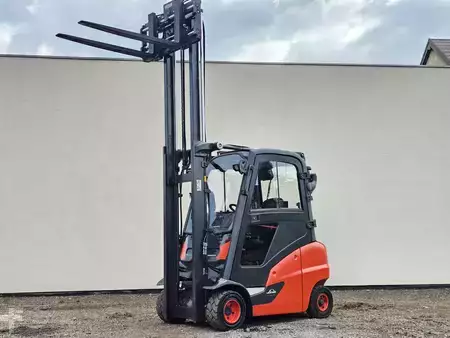 LPG VZV 2018  Linde H20T-01 nur 2545h (5)