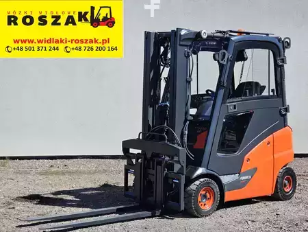 Carretilla elevadora GLP 2020  Linde H14T-01 Triplex (1)
