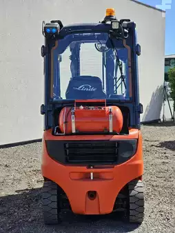 Carretilla elevadora GLP 2020  Linde H14T-01 Triplex (10)