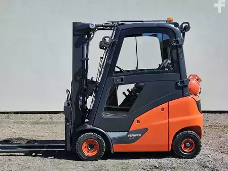 Carretilla elevadora GLP 2020  Linde H14T-01 Triplex (9)