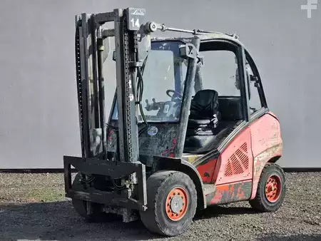 Wózki widłowe diesel 2007  Linde H45D (2)