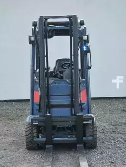 Wózki gazowe 2023  Linde H20T-02 (5)