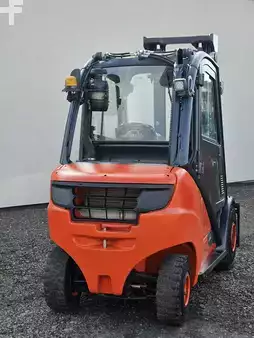 Wózki widłowe diesel 2017  Linde H30D-02 nur 4941h (10)