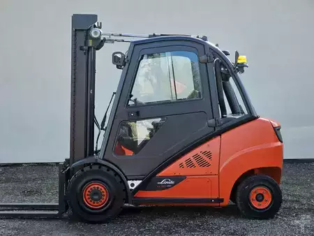 Wózki widłowe diesel 2017  Linde H30D-02 nur 4941h (4)