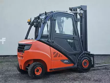 Wózki widłowe diesel 2017  Linde H30D-02 nur 4941h (9)