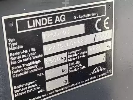 Wózki widłowe diesel 2000  Linde H25D-03 (10)