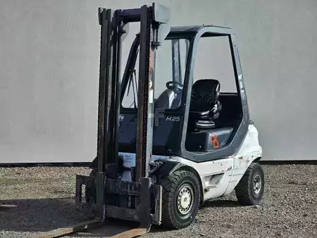 Wózki widłowe diesel 2000  Linde H25D-03 (2)