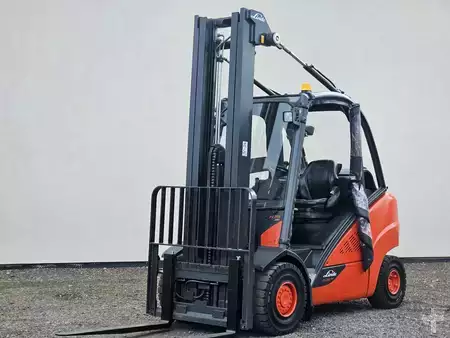 Wózki gazowe 2019  Linde H35T-02 Triplex 6,45m (2)