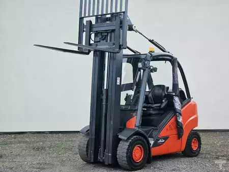 Wózki gazowe 2019  Linde H35T-02 Triplex 6,45m (4)