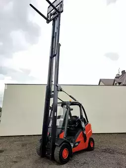 Wózki gazowe 2019  Linde H35T-02 Triplex 6,45m (5)