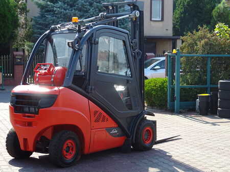 LPG Forklifts 2018  Linde H25T-02 (7)