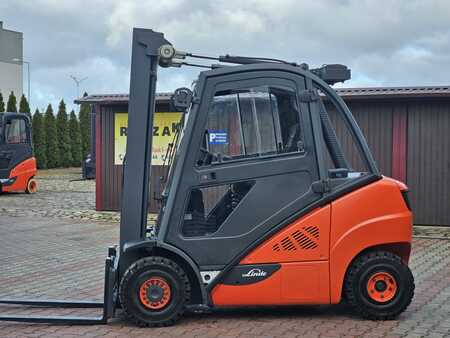 Diesel Forklifts 2016  Linde H25D-02  (2) 