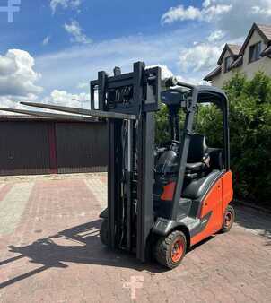 Carrello elevatore a gas 2018  Linde H16T-01 (3)