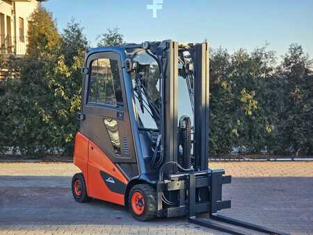 Propane Forklifts 2017  Linde H16T-01 (10)