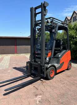 LPG Forklifts 2017  Linde H16T-01 (1)