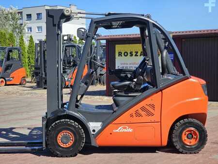 Empilhador diesel 2012  Linde H25D-01 (2)