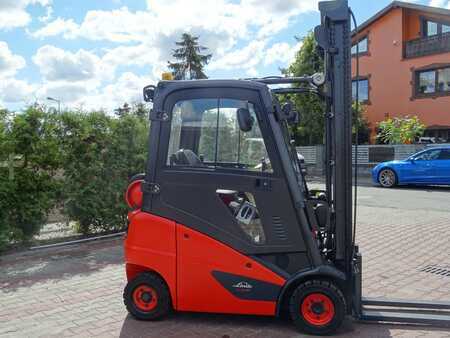 Gas gaffeltruck 2015  Linde H16T-01 (6)