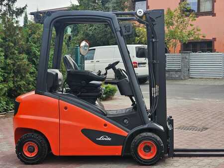 Linde H20D Triplex nur 5932h