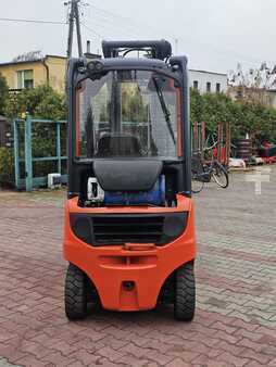 LPG VZV 2015  Linde H16T-01 Triplex (5)