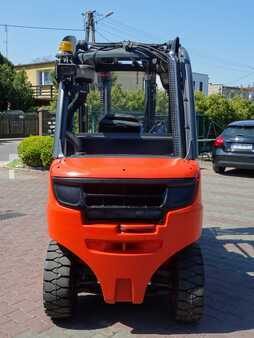 Diesel Forklifts 2017  Linde H25D-02 (6)