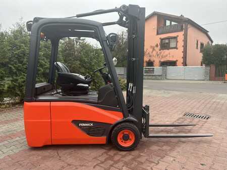 Electric - 3 wheels 2017  Linde E16-02 Triplex (7)