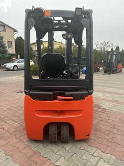 Electric - 3 wheels 2017  Linde E16-02 Triplex (8)