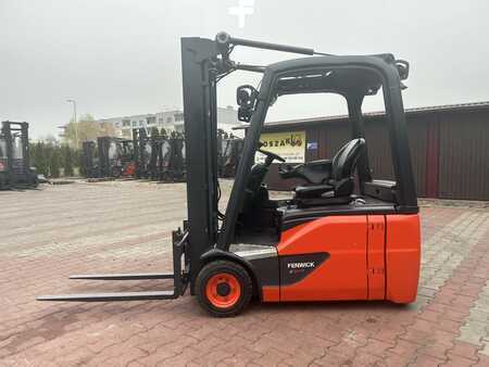 Electric - 3 wheels 2017  Linde E16-02 Triplex (2)