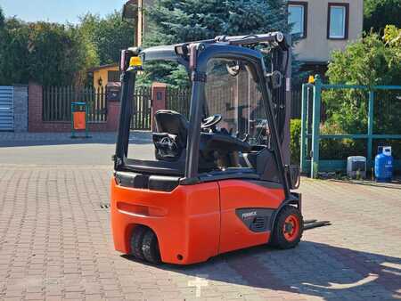 Electric - 3 wheels 2018  Linde E16C-02 (8)