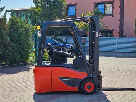 Electric - 3 wheels 2018  Linde E16C-02 (9)