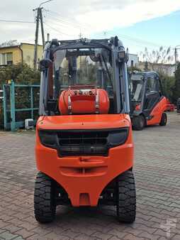 Linde H35T-02