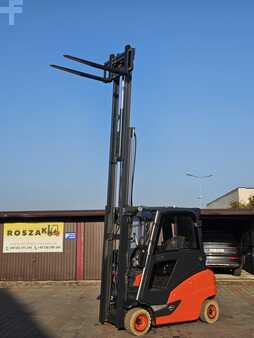 Propane Forklifts 2019  Linde H20T-01 Triplex (4)