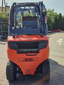 Linde H30T-02