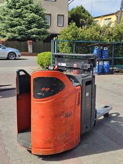 Wózek wysokiego podnoszenia 2016  Linde D12SP (8)
