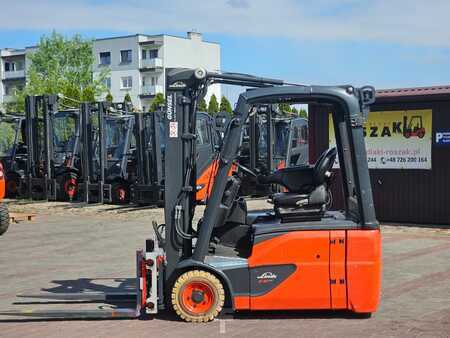 Elektryczne 3-kołowe 2021  Linde E16-02 nur 2359h Triplex (2)