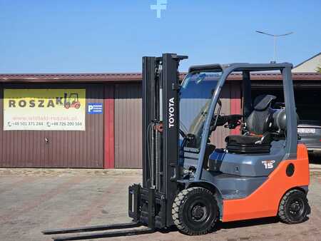 Gas truck 2018  Toyota 02-8FGF15 nur 4729h (1)
