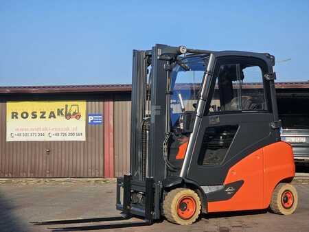 Wózki gazowe 2019  Linde H20T-01 Triplex (1)