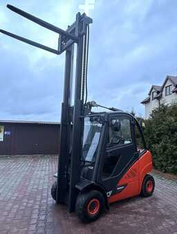 Wózki gazowe 2016  Linde H25T-02 (3)
