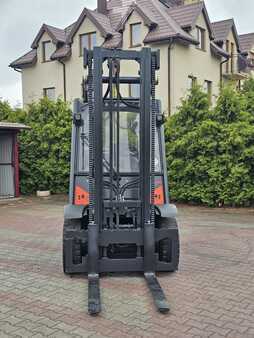 Wózki widłowe diesel 2018  Linde H40D-02 (10)