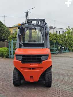 Wózki widłowe diesel 2018  Linde H40D-02 (6)
