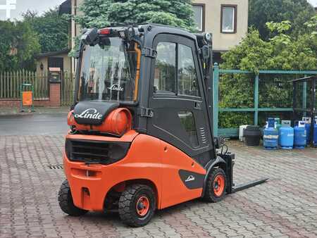 Wózki gazowe 2019  Linde H16T-01 Triplex (8)