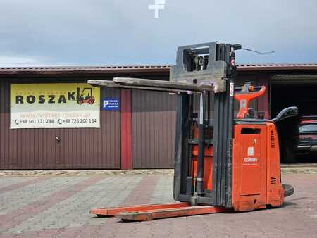 Wózek wysokiego podnoszenia 2016  Linde D12AP Triplex (3)