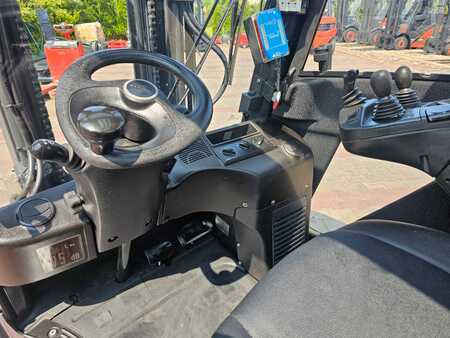 Wózki gazowe 2019  Linde H16T-01 Triplex (5)