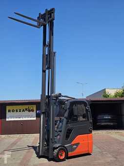 Elektro tříkolové VZV 2019  Linde E16-02 Triplex nur 3848h (4)