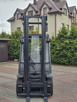 Diesel truck 2013  Linde H25D-02 (7)