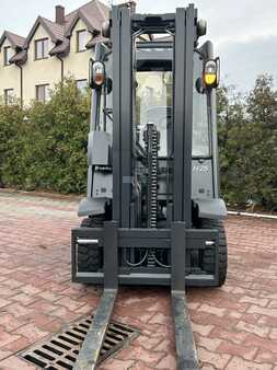 Gas truck 2016  Linde H25T-02 (9)